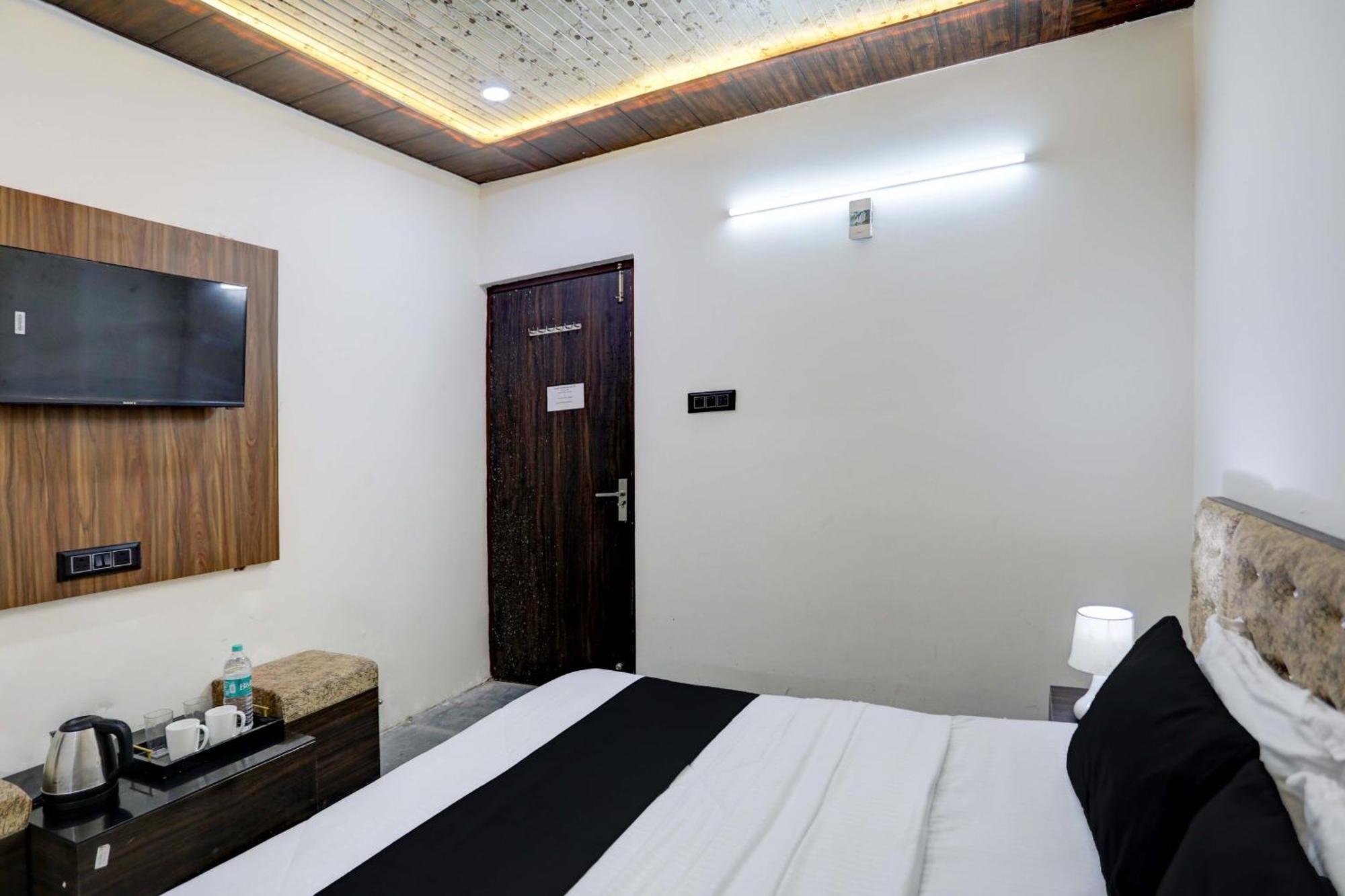 Collection O Park Paradise Delhi  Exterior photo